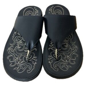 Women’s Olukai Paniolo Lipi Black leather Stitched Thong Beach flip flops 9W 39
